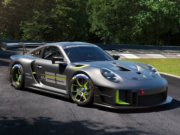Компания Porsche представила гоночный 911 GT2 RS Clubsport
